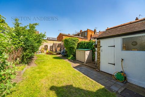 2 Cairn Avenue, London, W5 5HX