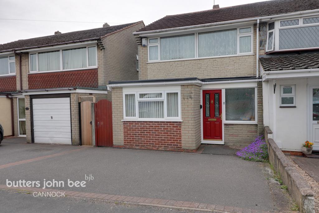Sutherland Road, Cheslyn Hay 3 bed semidetached house £200,000