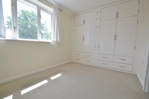 30 Herolf Way, Harleston, IP20 9QA
