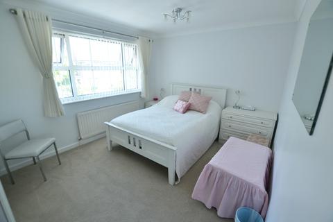 15 Hay Lane, Shirley, Solihull, B90 4EG