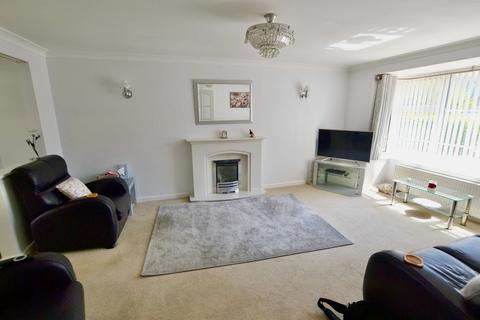 15 Hay Lane, Shirley, Solihull, B90 4EG