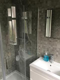 Studio to rent, Weybridge