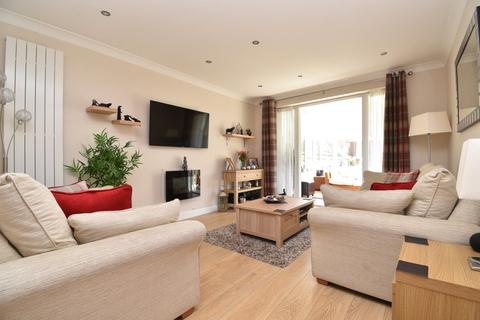 15 Haddon Close, Stevenage, SG2 8SU
