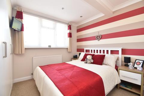 15 Haddon Close, Stevenage, SG2 8SU