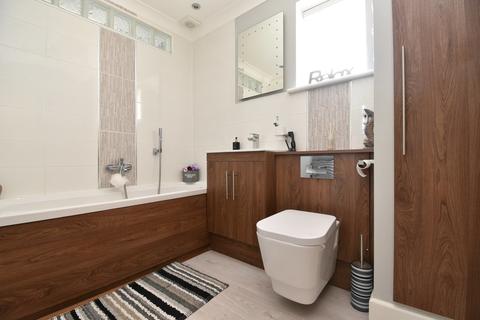 15 Haddon Close, Stevenage, SG2 8SU