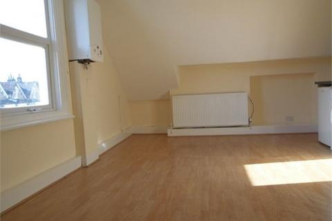 Studio to rent, Halesworth Road, Lewisham, London,