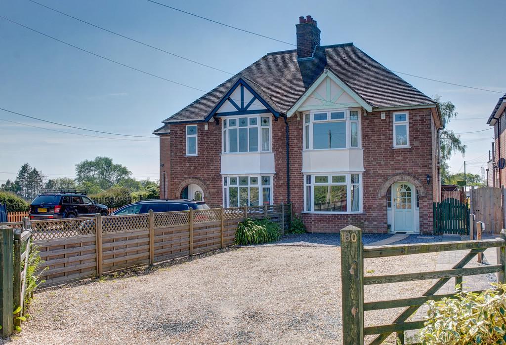 The Ridgeway, Astwood Bank B96 6NP 3 bed semidetached house £295,000