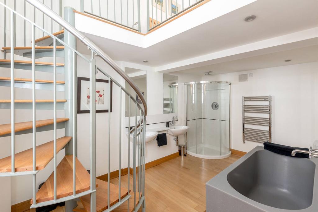 Principal Ensuite