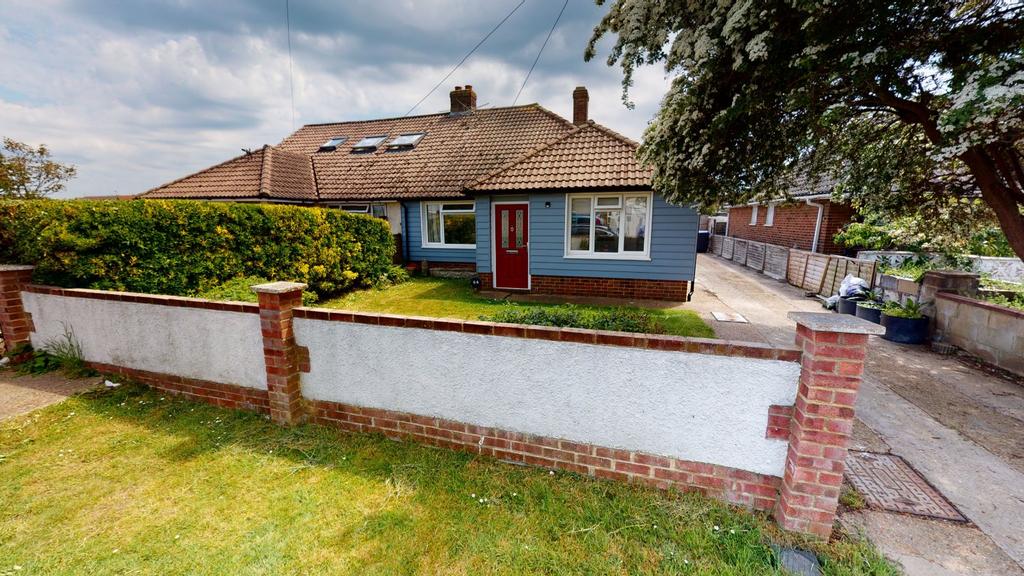 Orient Road, Lancing, West Sussex, BN15 3 bed bungalow £375,000