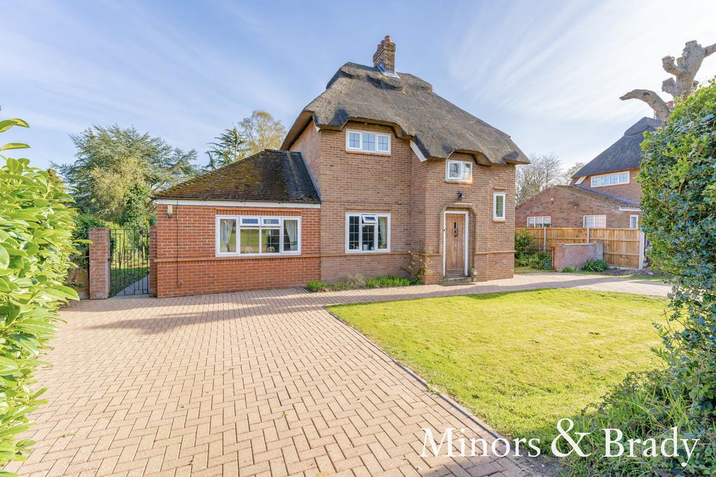 Plumstead Road, Thorpe End 3 bed detached house £475,000