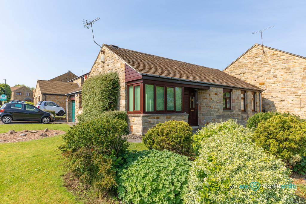 Acorn Drive, Stannington, S6 6ER 3 bed detached bungalow £300,000