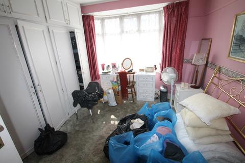 8 Woodfall Avenue, Barnet, EN5 2EZ