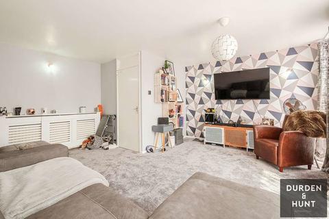 26 Briar Road, Romford, RM3 8AP