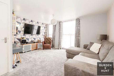 26 Briar Road, Romford, RM3 8AP