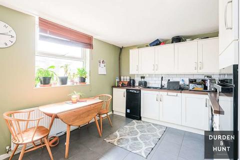 26 Briar Road, Romford, RM3 8AP