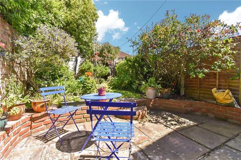 98 Earls Road, Southampton, SO14 6SE