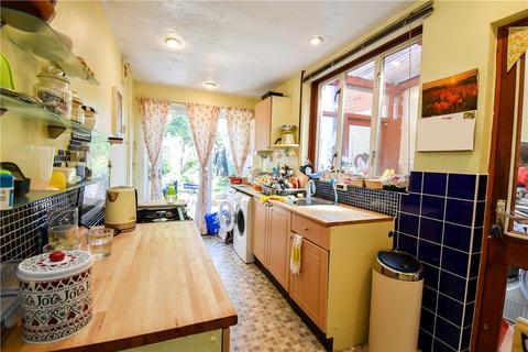 98 Earls Road, Southampton, SO14 6SE