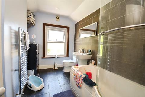 98 Earls Road, Southampton, SO14 6SE