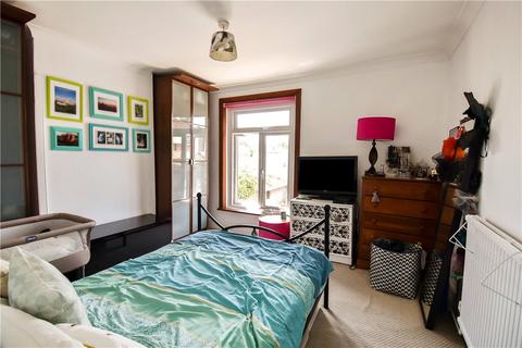 98 Earls Road, Southampton, SO14 6SE
