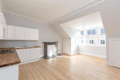 3 bedroom apartment to rent - Cambridge Street, Edinburgh