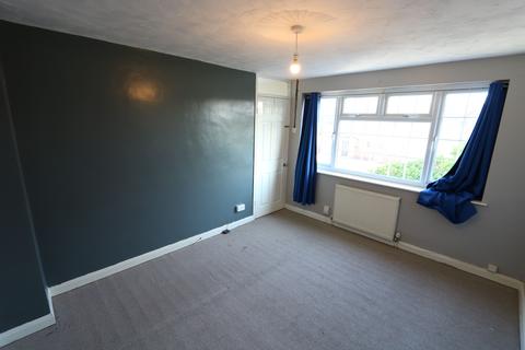 8 Doyle Way, Tilbury, RM18 8DA