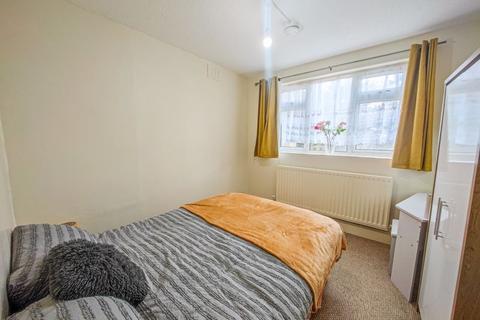 1 bedroom flat for sale - Dallin Road, Shooters Hill