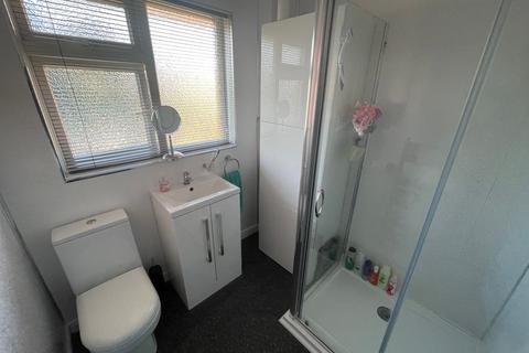 14 Boevey Path, Belvedere, DA17 5RA