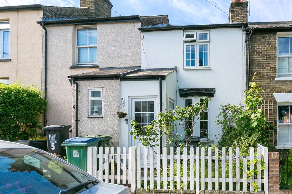 Lower Paddock Road, Oxhey, Hertfordshire, WD19 2 bed terraced house £485,000