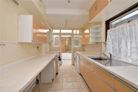 6 Broad Walk, Kidbrooke, London, SE3 8NB