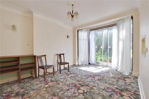 6 Broad Walk, Kidbrooke, London, SE3 8NB