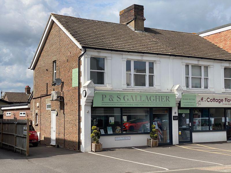Sussex Road, Haywards Heath 1 bed apartment £900 pcm (£208 pw)