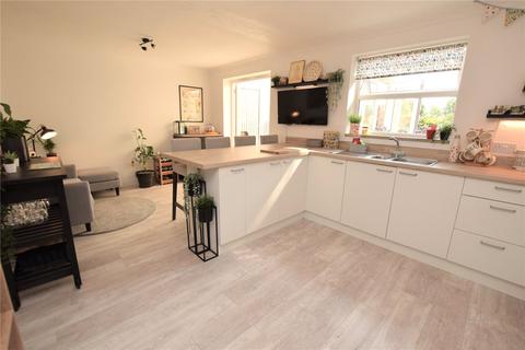 5 College View, Leeds, LS12 3LT