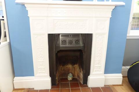 16 Coleshill Road, Sutton Coldfield, B75 7AA