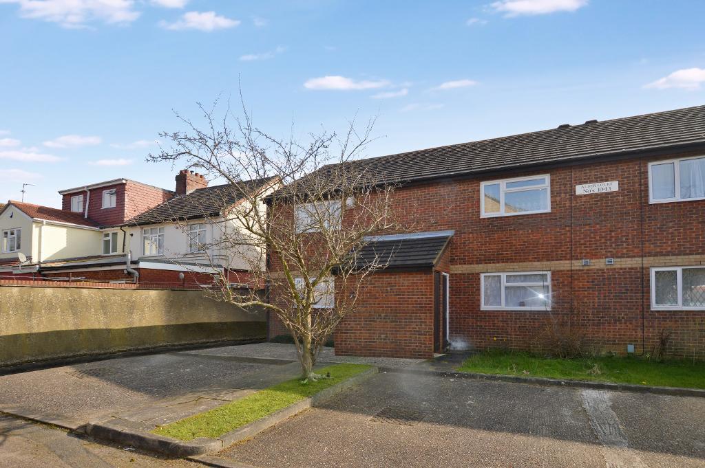 Alder Court, Alder Crescent, Luton, Bedfordshire, LU3 1TD 1 bed