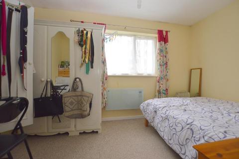 12, Alder Court Alder Crescent, Luton, LU3 1TD
