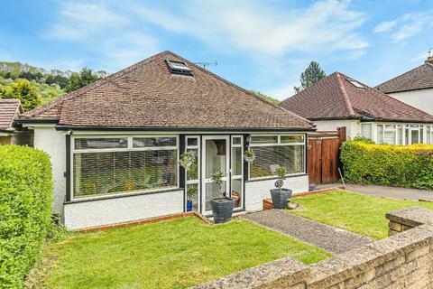 101 Mosslea Road, Whyteleafe, CR3 0DS