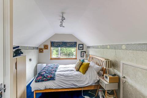 101 Mosslea Road, Whyteleafe, CR3 0DS