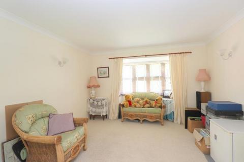3 bedroom detached house for sale - Apple Tree Close, Silsoe, Bedfordshire, MK45 4SR