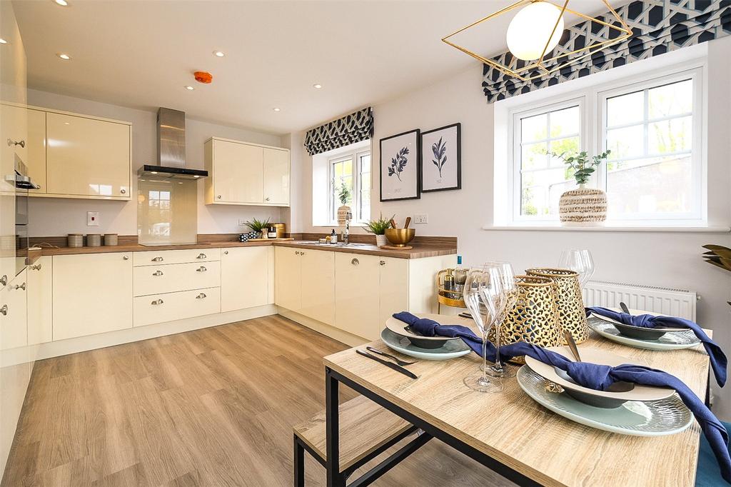 The Orchards Worcester Road, Upton Snodsbury, Worcester, WR7 3 bed semidetached house £370,000