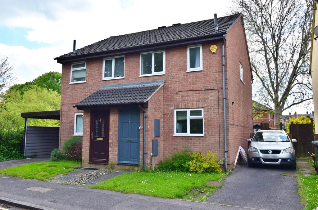 Brookvale Close, Basingstoke, Hampshire, RG21 2 bed semidetached house
