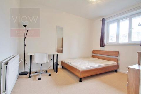 3 bedroom apartment to rent, Newcomen Street, SE1