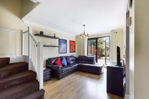 44 Elmdon Road, South Ockendon, RM15 5BF