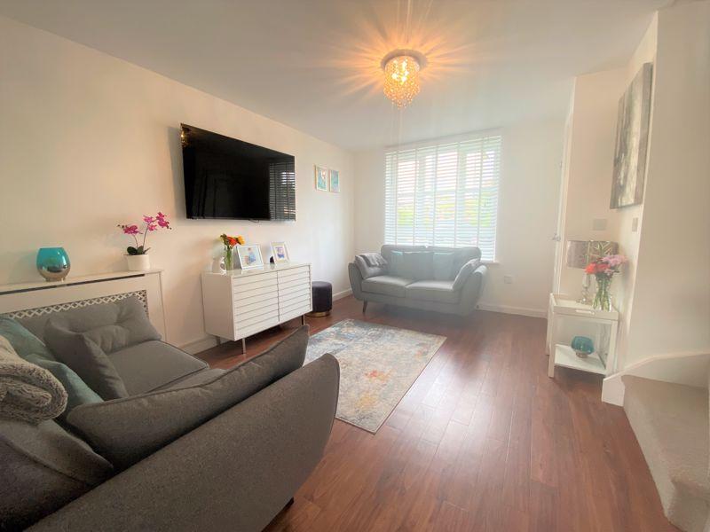 Clarence Street, Clydebank 3 bed terraced house £159,950