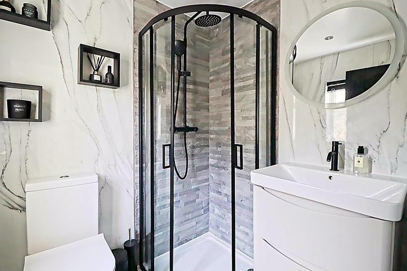 Ground Floor Shower