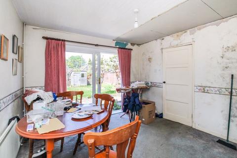 53 Haregate Road, Leek, ST13 6PP