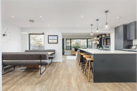 42 Waterfield Road, Edinburgh, EH10 6TG