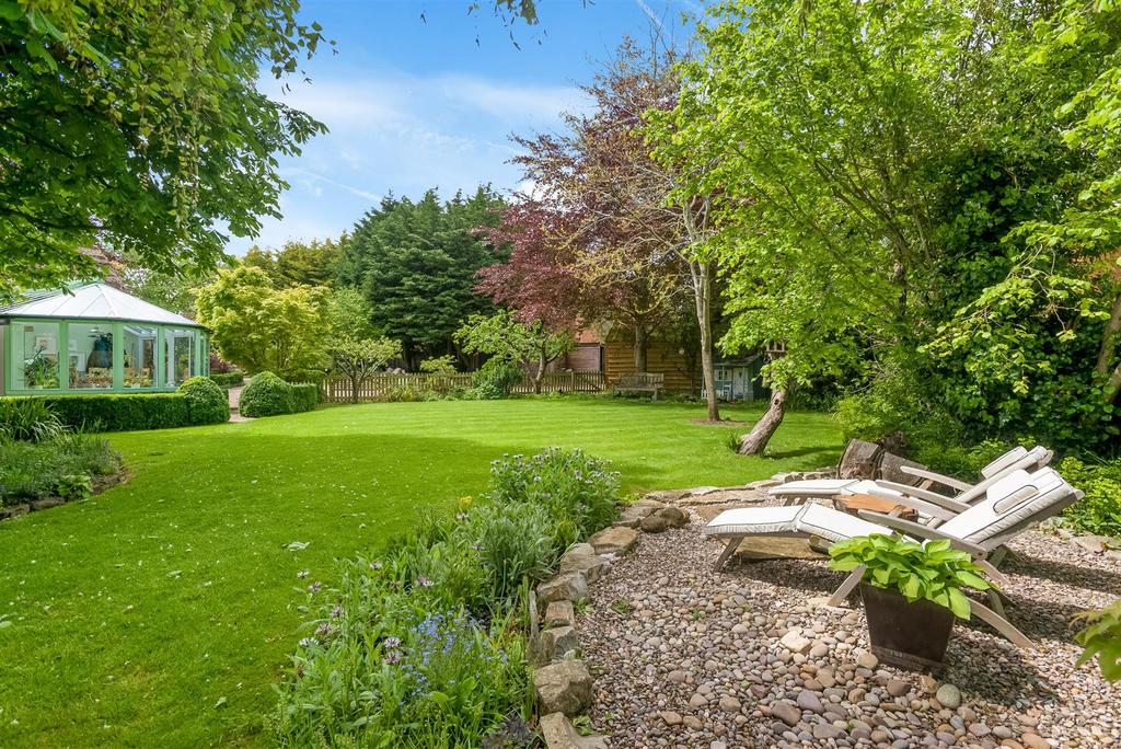 Main Street, South Littleton, Evesham, Worcestershire 6 bed detached