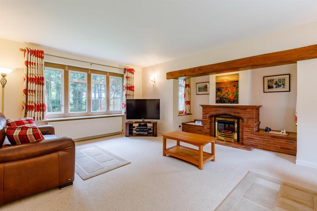 Manor Park, Kings Bromley... 4 bed detached bungalow £900,000