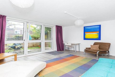 3 bedroom flat to rent, NW1