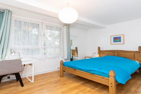3 bedroom flat to rent, NW1